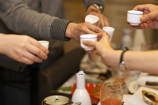 汾酒红盖好喝还是黄盖的好喝