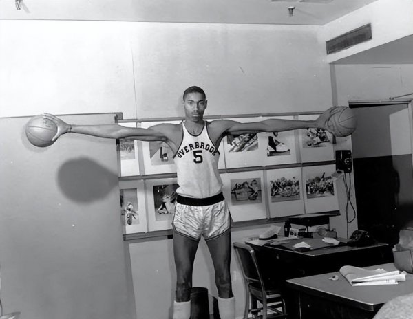 威尔特·张伯伦多高