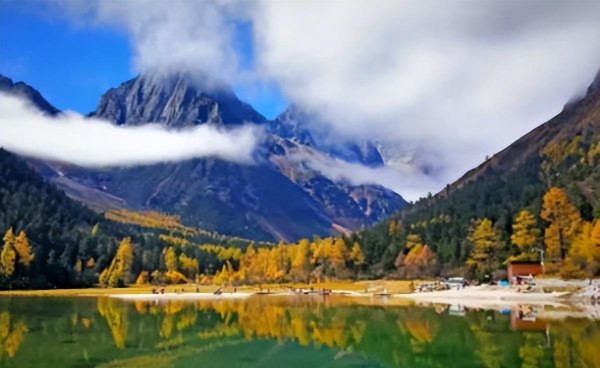 川西旅游必去十大景点推荐