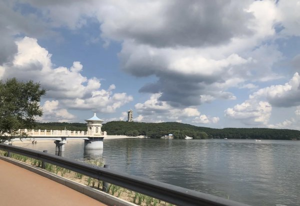 夏天去哪里旅游最凉爽