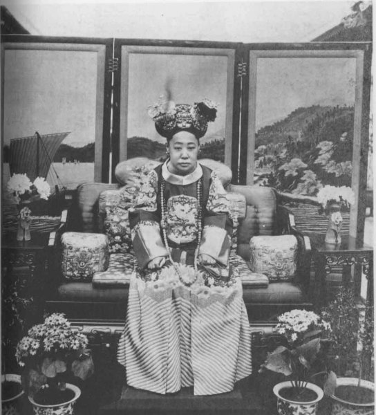 台北故宫的翡翠白菜值多少钱