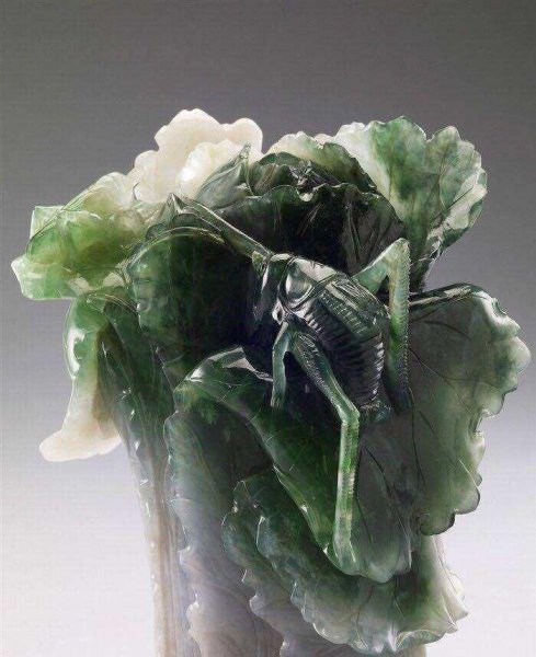 台北故宫的翡翠白菜值多少钱