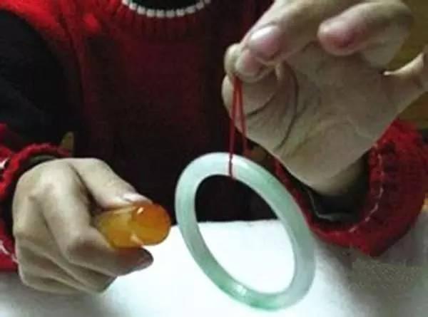 玉髓跟翡翠的区别