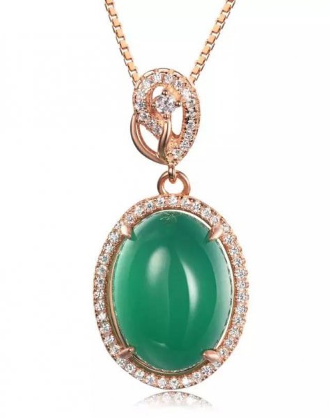 玉髓跟翡翠的区别