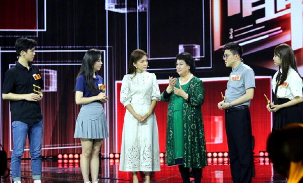 女歌唱家邓玉华简历及个人资料