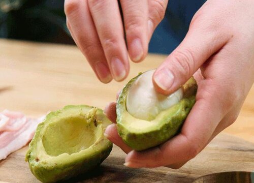 牛油果怎么去核去皮 牛油果剥开取出果肉