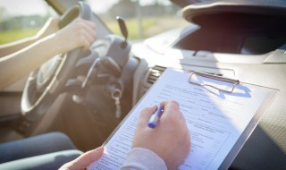 科目三灯光远近交替两种打法 科目三灯光远近光交替如何操作