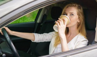 车里边买什么小物件好看 车里边买适合放的物件推荐