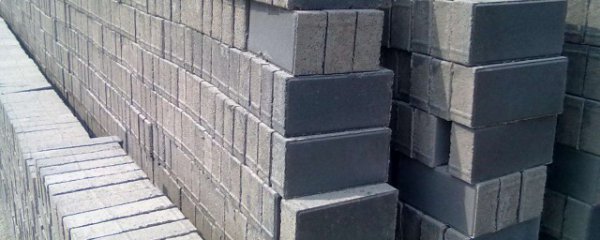 水泥砖用什么材料做的