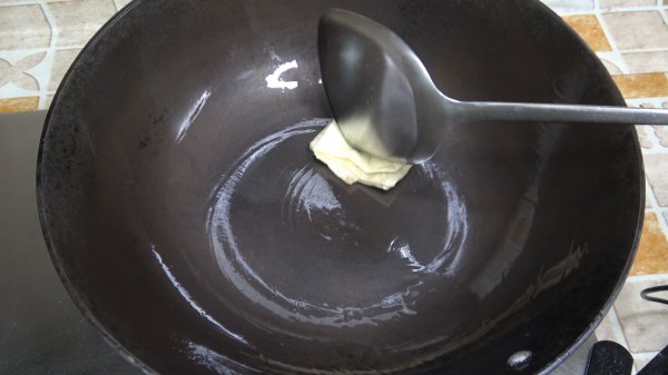 锅生锈了怎么办能把锈清理干净