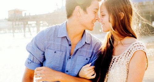 和异性聊天怎么找话题幽默