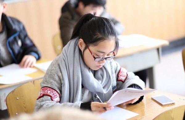 免费师范生千万不要读