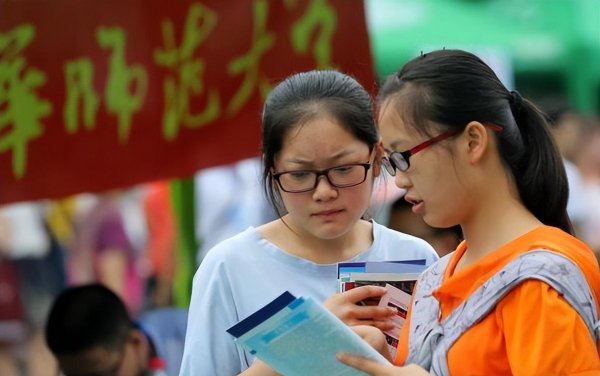 免费师范生千万不要读