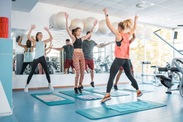 开合跳每天多少个合适