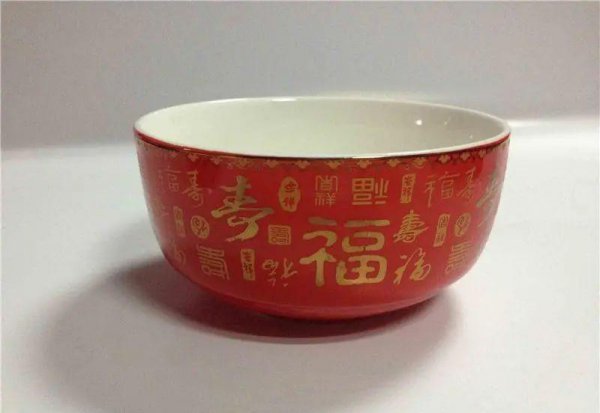 别人送碗的寓意是什么意思