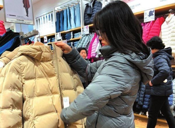 羽绒服怎么选最好正确图片