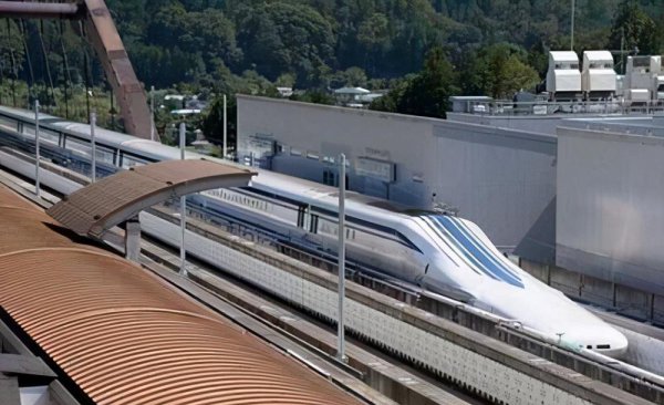 时速最高的是什么高铁列车