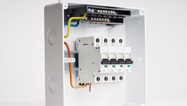 电闸老是跳闸是怎么回事