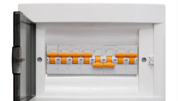 电闸老是跳闸是怎么回事