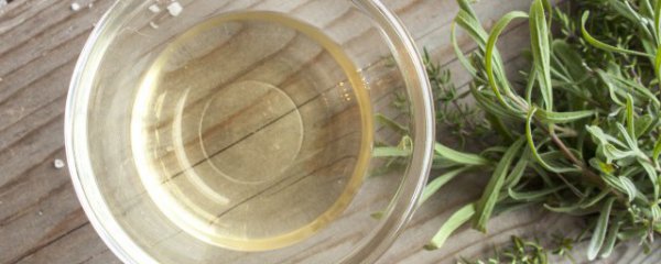 白醋清洗鱼缸白垢多久