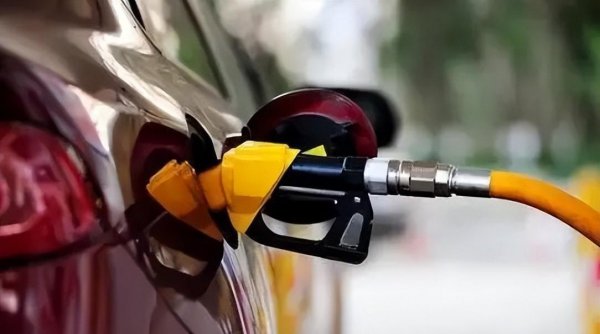 电车和油车的优缺点分析