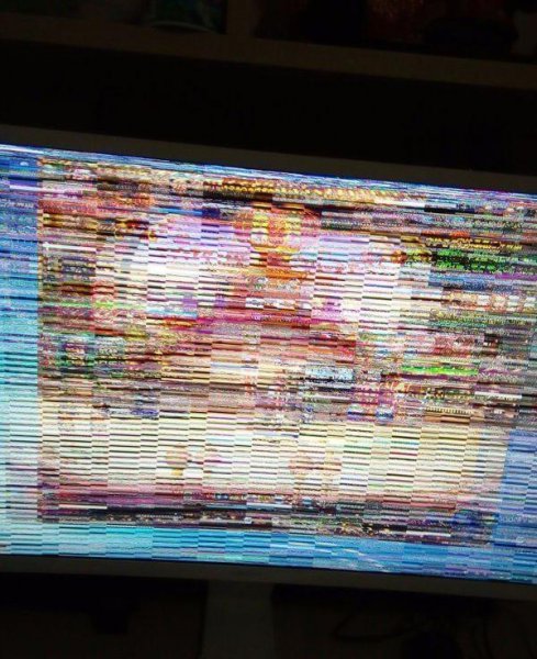 电脑屏幕花屏是什么原因