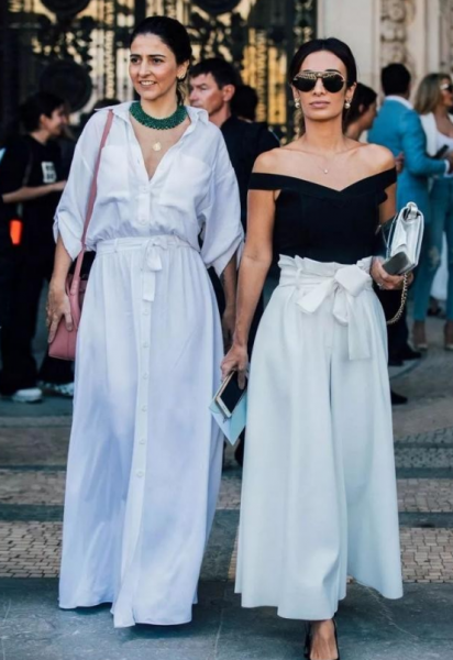 肩宽的女性适合穿什么类型的衣服