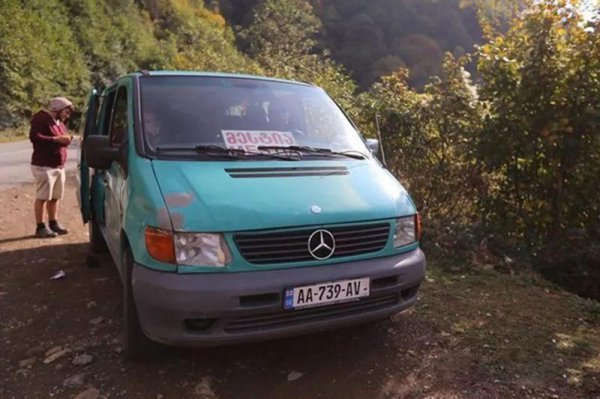 格鲁吉亚有多少人口和土地面积