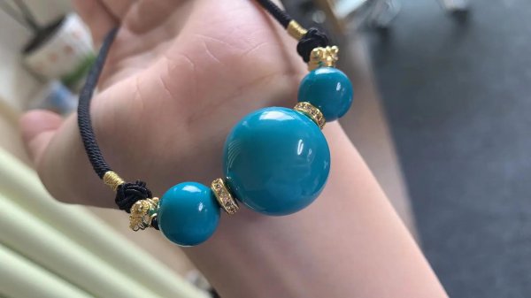 刚上手的绿松石手串怎么盘玩