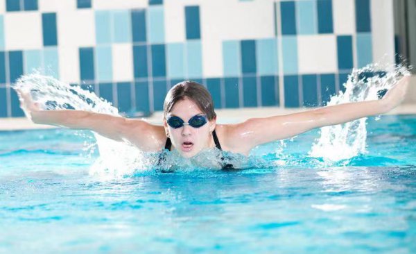 每天游泳还是隔一天游泳好