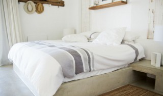 床头方向的摆放禁忌 床头方向怎么摆放