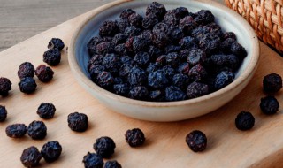 吃蓝莓干有什么好处 吃蓝莓干有哪些好处