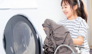 带绒衣服能用洗衣机洗吗 加绒的衣服可以直接用洗衣机洗吗