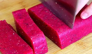 火龙果小方要煮多久才能吃 火龙果牛奶小做法介绍