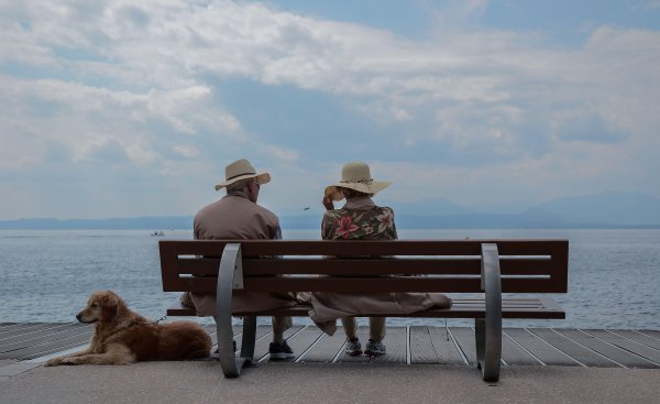 子女为什么不能对老人太孝顺