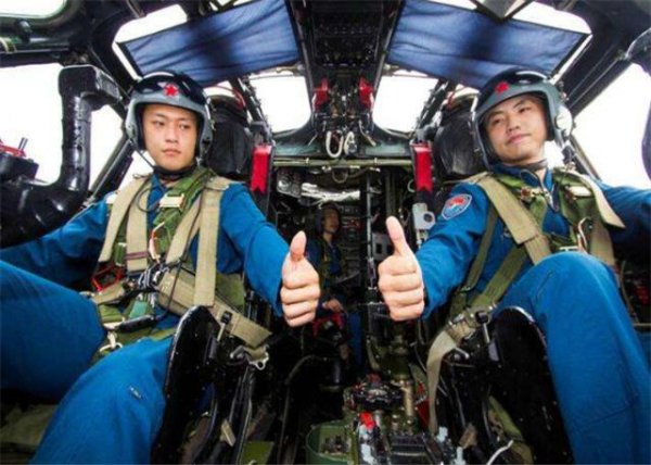 飞行员身高标准是多少厘米