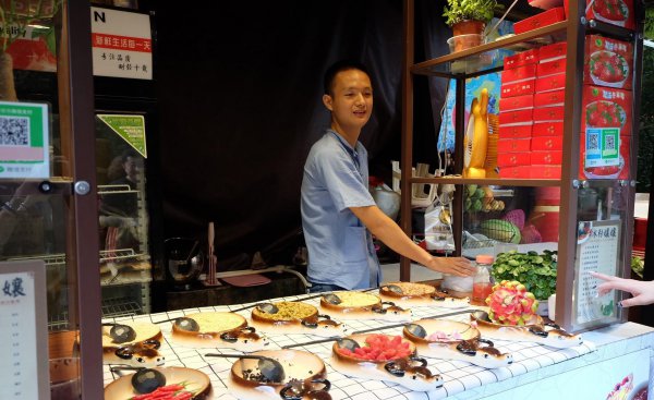 宽窄巷子和锦里的区别