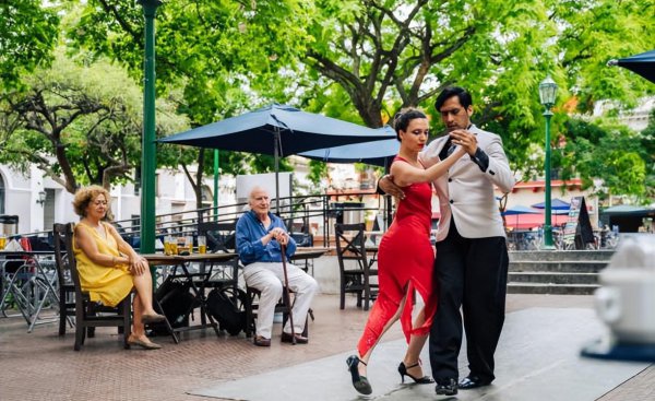 阿根廷的首都是哪个城市啊