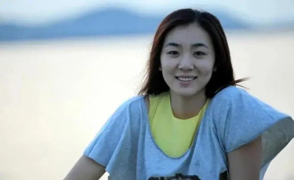 中国女篮赵爽个人资料