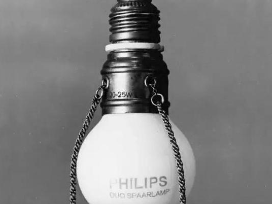 飞利浦是哪国的产品品牌