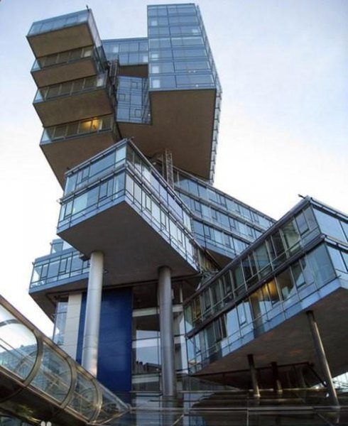 rotterdam是哪个国家的港口