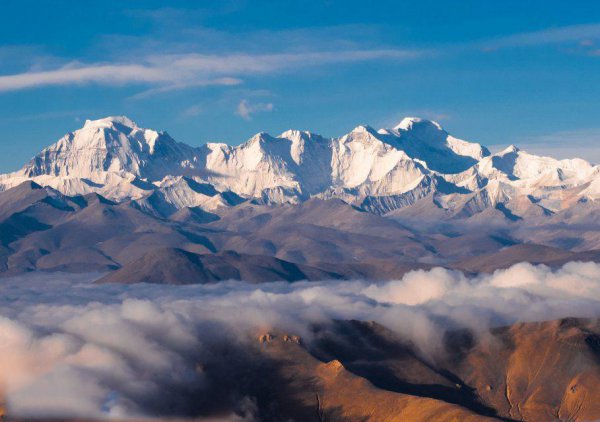 客机飞行高度是多少米