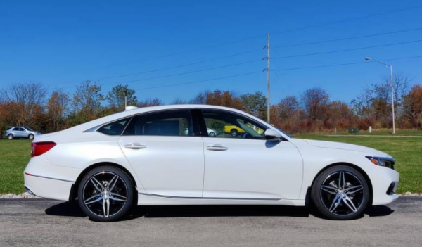 轿车后备箱能拉多少斤