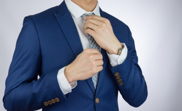 蓝色的含义和象征是什么