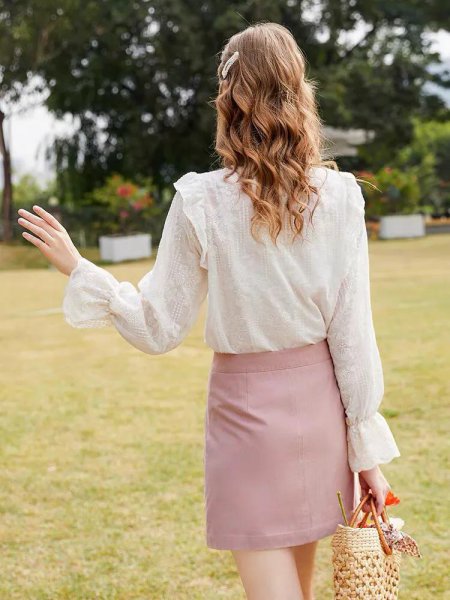 皮粉色配什么颜色好看图片