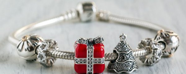 宝宝手镯什么时候可以戴