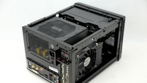 电脑主板大板和小板有什么区别