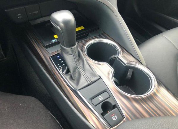 帕萨特和凯美瑞哪个更值得购买