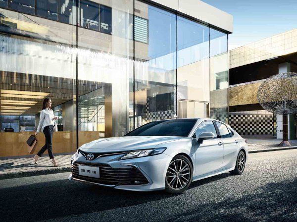 帕萨特和凯美瑞哪个更值得购买