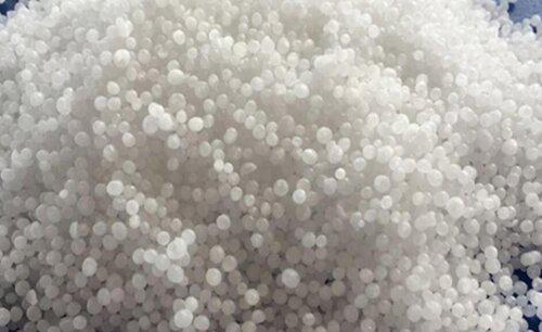 玉米喷施尿素的正确方法